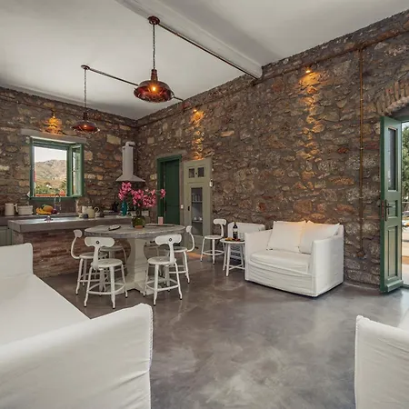 Aglaia Villa *
